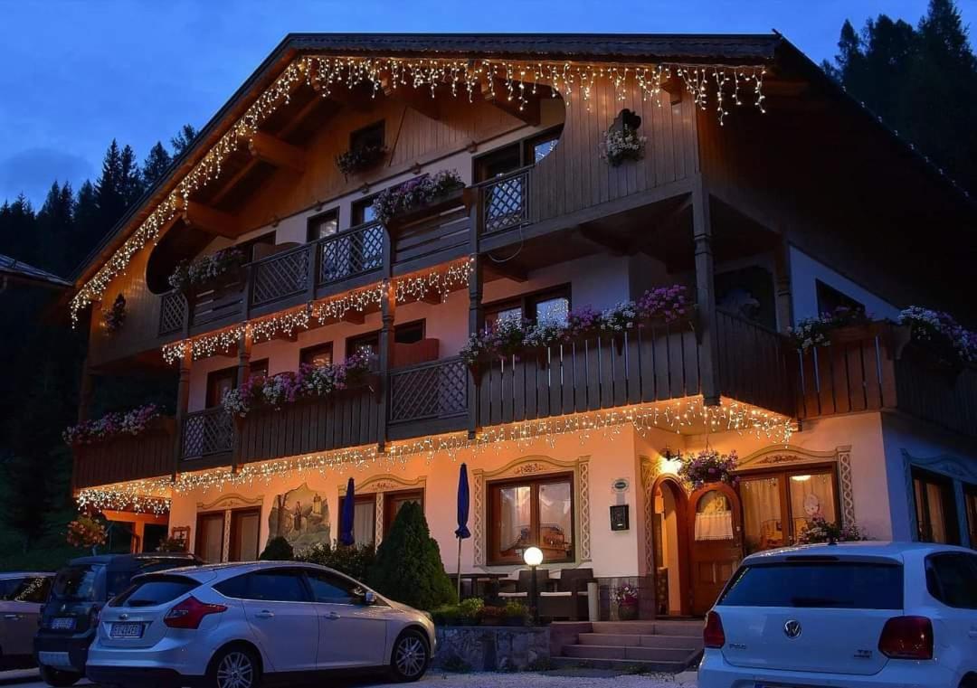 Garni Ladinia Hotel Pescul Ngoại thất bức ảnh