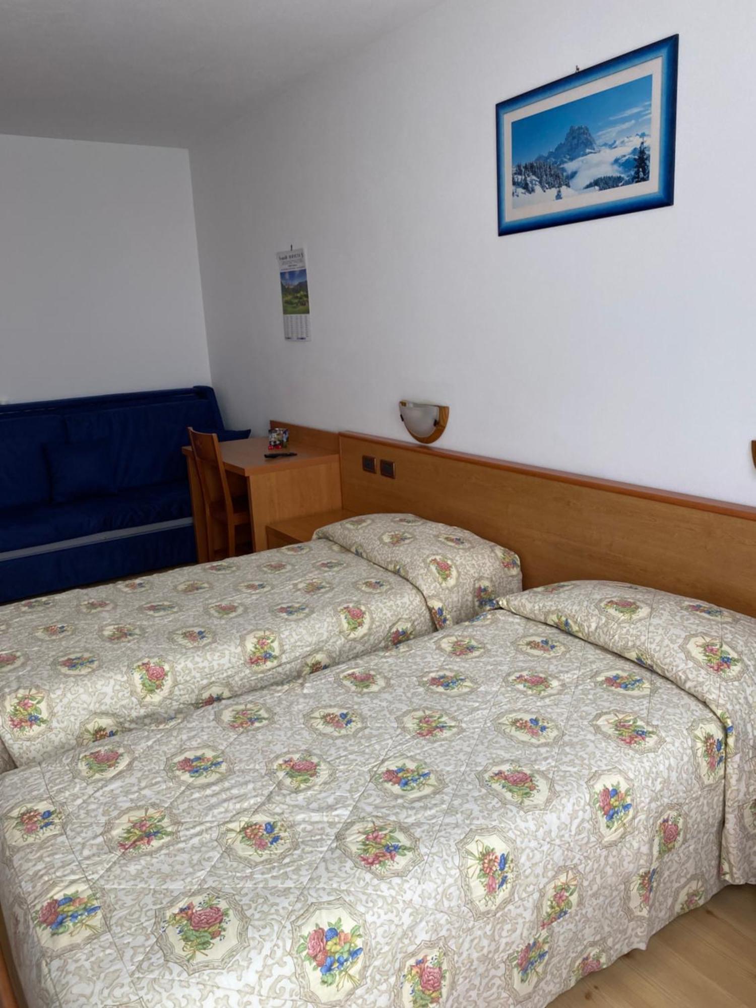 Garni Ladinia Hotel Pescul Ngoại thất bức ảnh